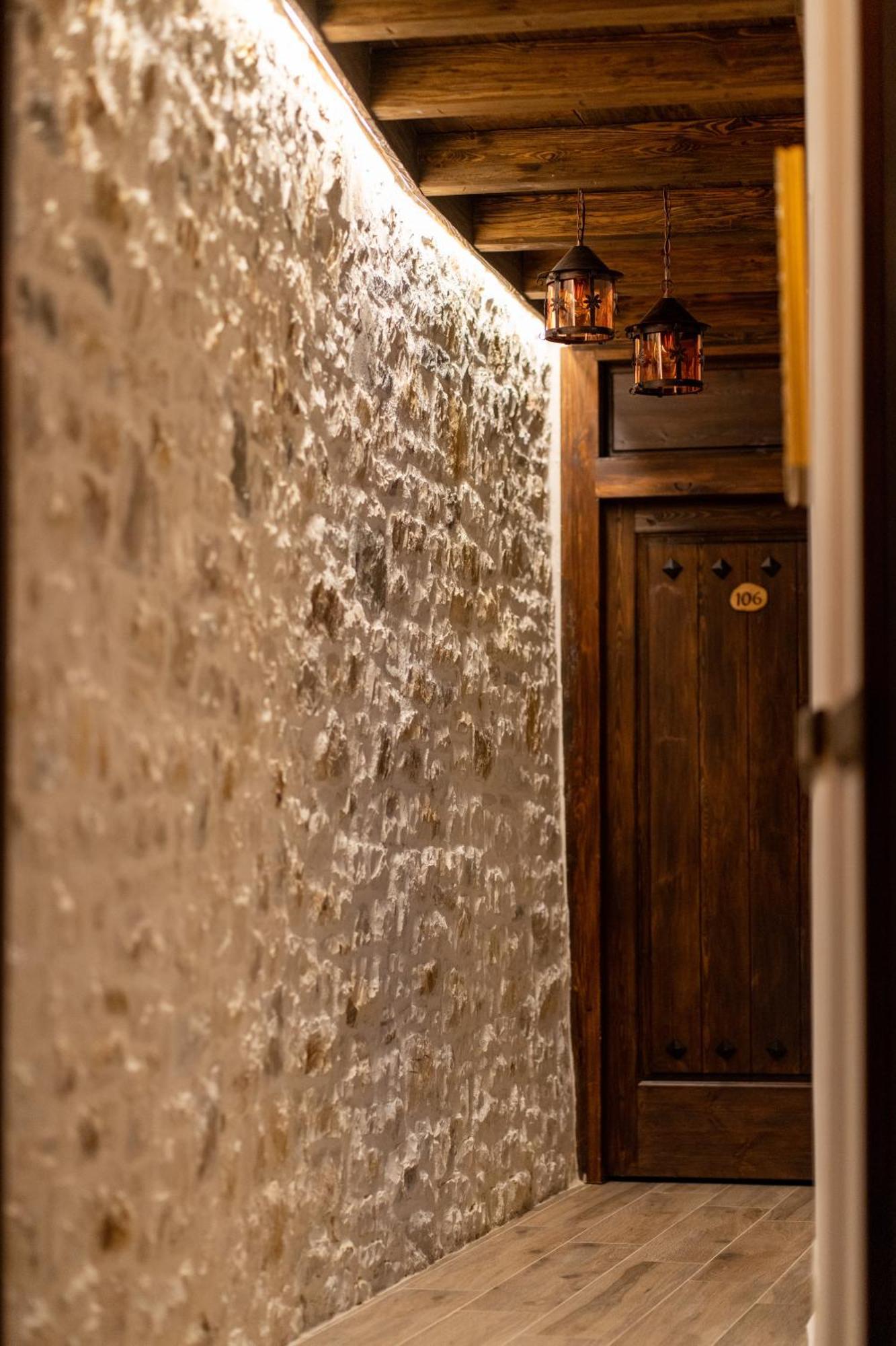 Hotel Bohem Berat Exterior photo
